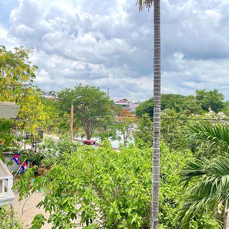 Siem Reap Riverside Hotel Exterior foto