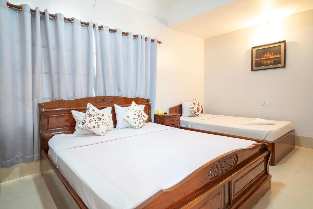 Siem Reap Riverside Hotel Exterior foto