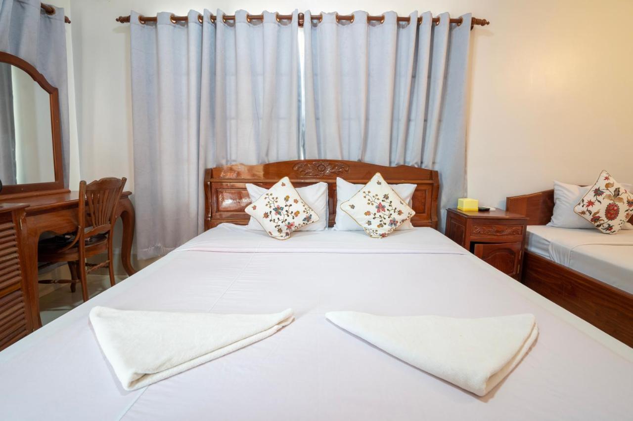 Siem Reap Riverside Hotel Exterior foto